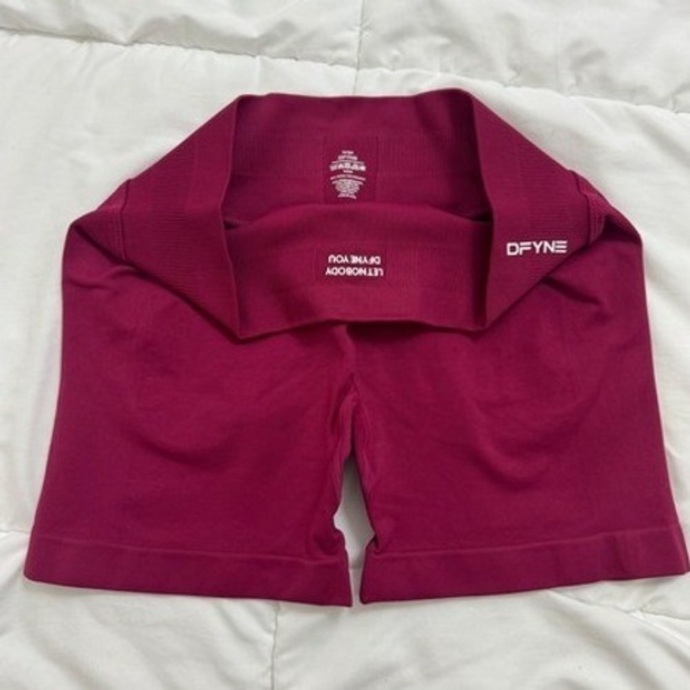 Dfyne impact shorts 4.5" berry large - Picture 4 of 6